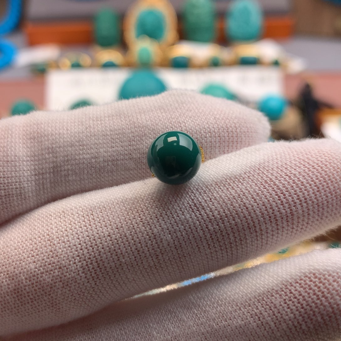 绿松石未镶嵌珠宝奇石8.5m