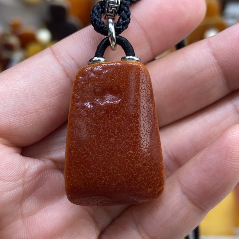 【闪购商品】琥珀颈饰未镶嵌