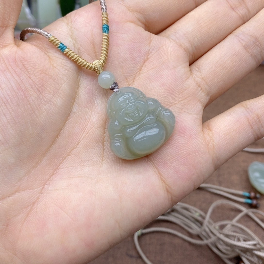 和田玉未镶嵌吊坠(不含链)?*