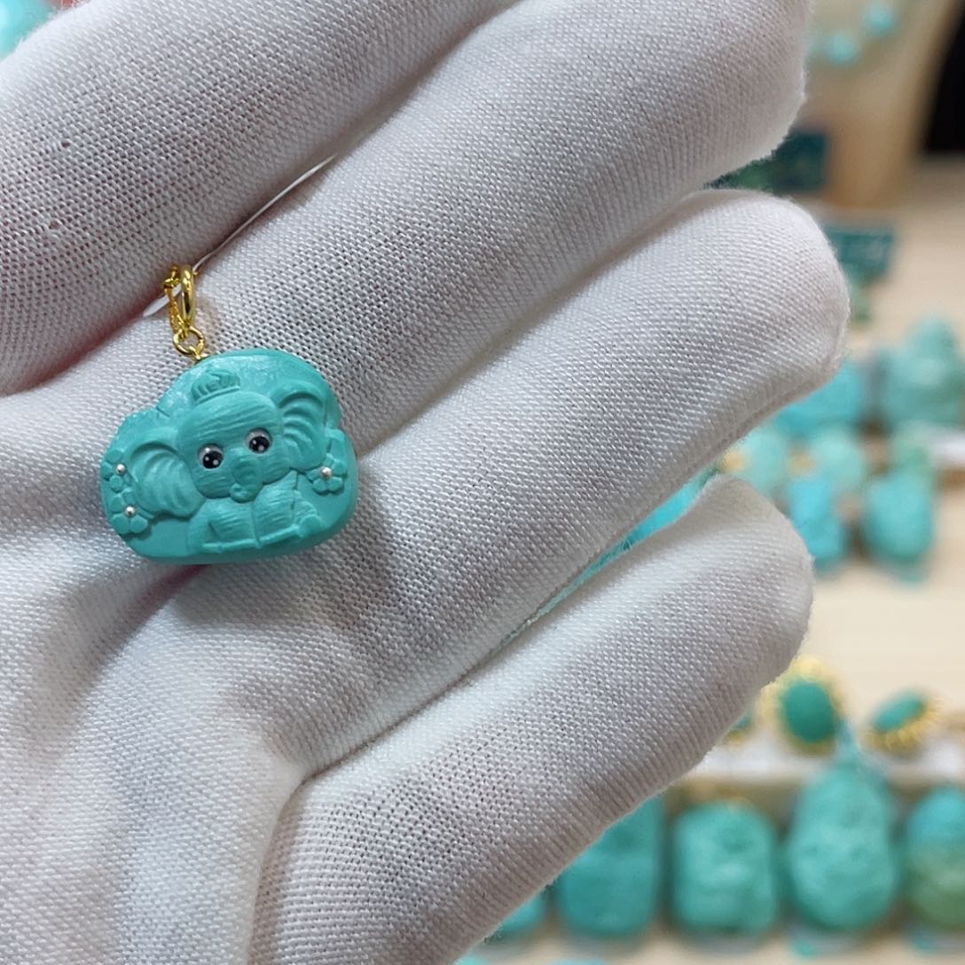 绿松石珠宝奇石18K金镶嵌