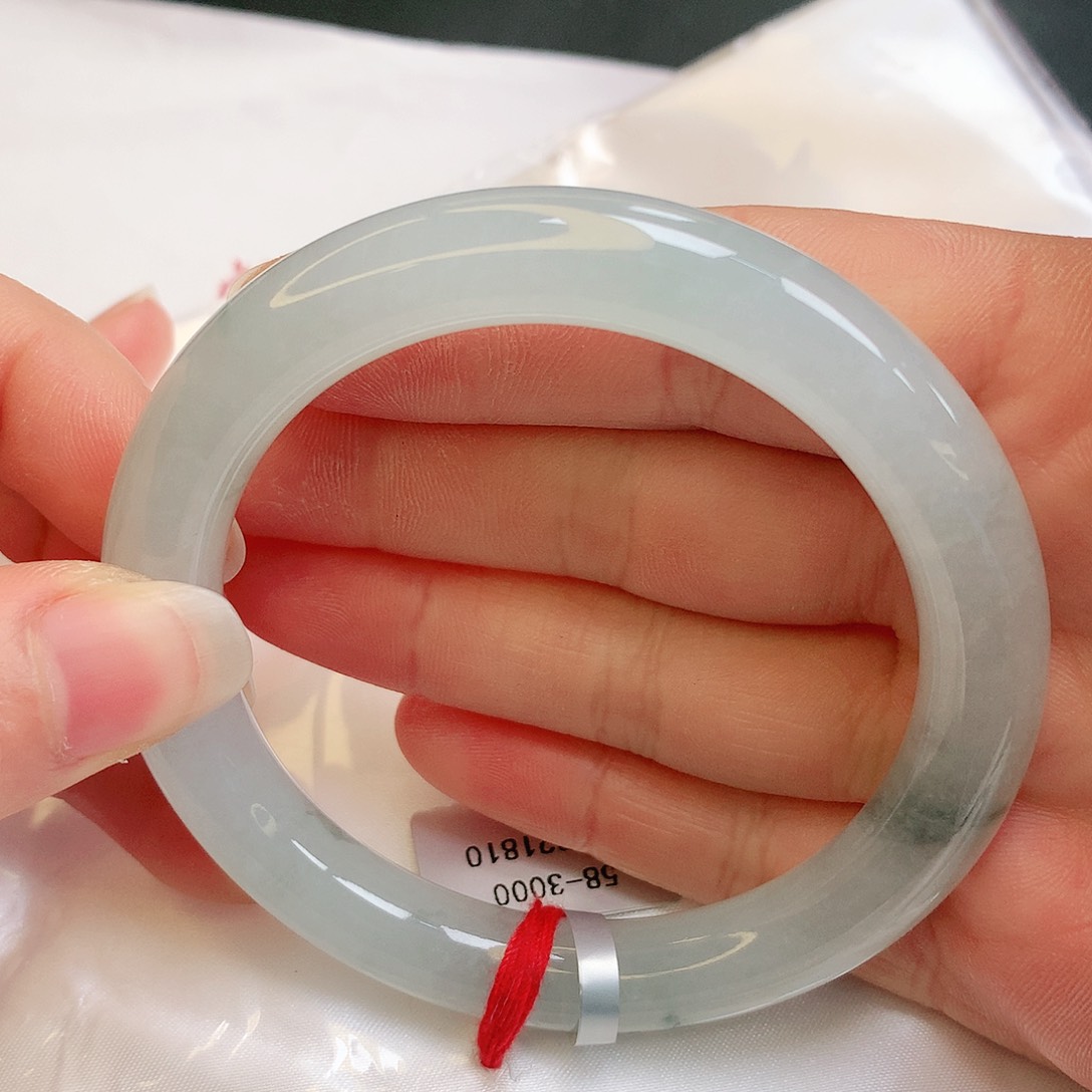 【闪购商品】翡翠手镯未镶嵌缅甸天然a货翡翠