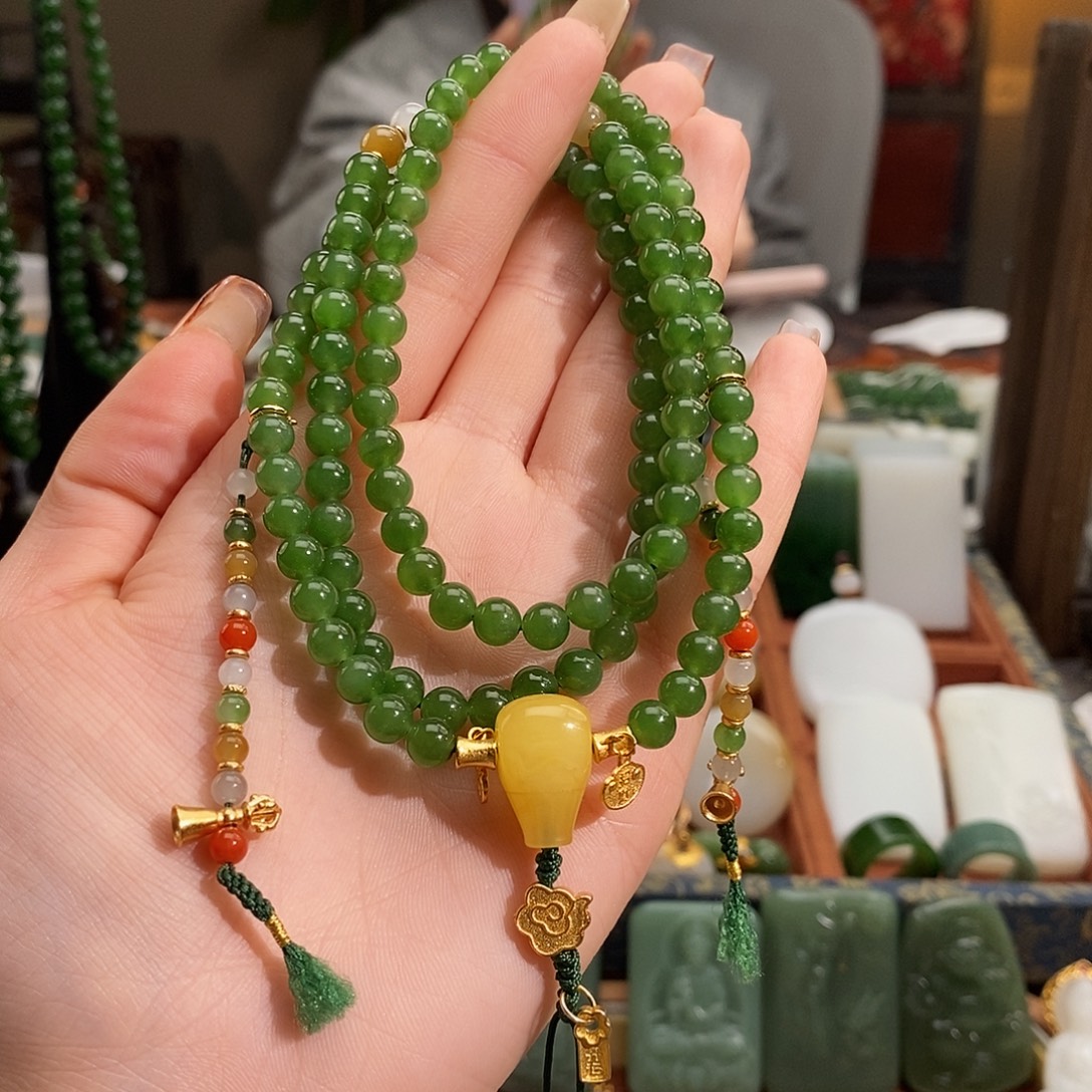 和田玉未镶嵌项链