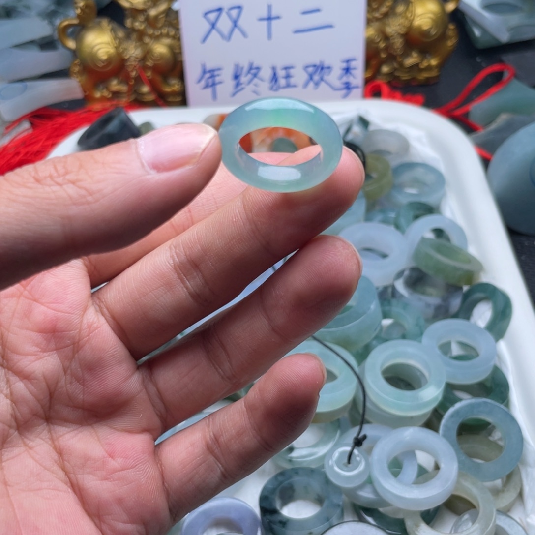 定制翡翠未镶嵌天然翡翠