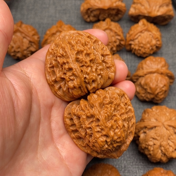 吊坠文玩核桃全品41三角疆