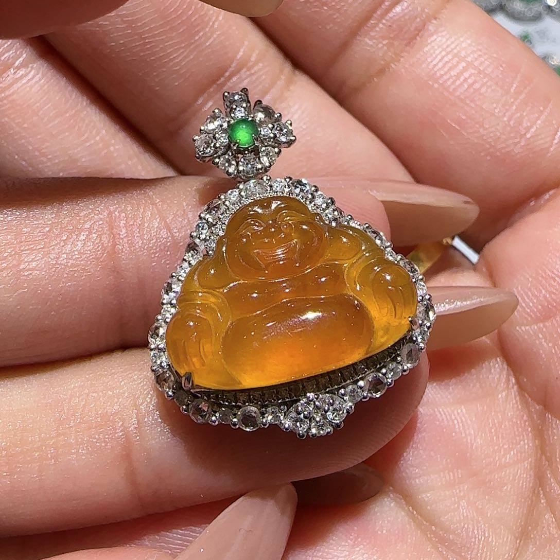 【闪购商品】颈饰18K金镶嵌翡翠天然