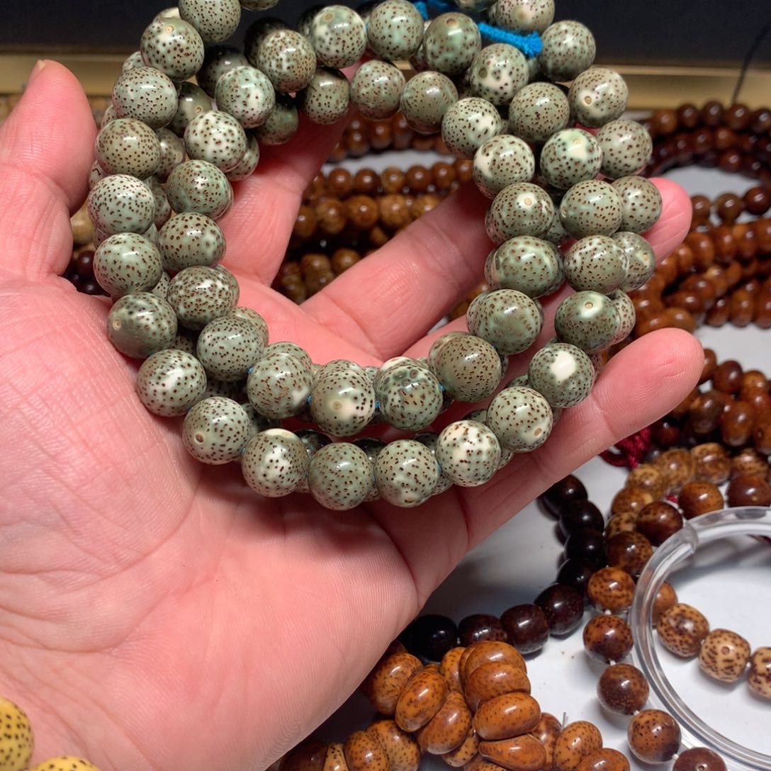 吊坠星月菩提海南原生态12青花大脖挂帝绿