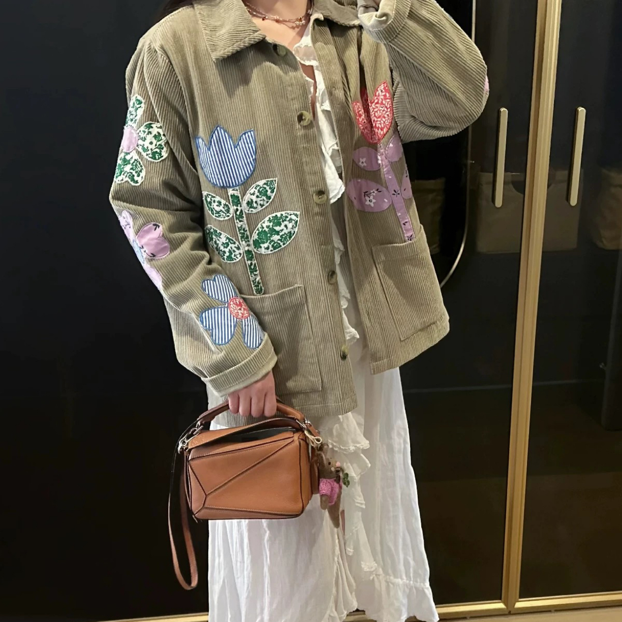 小众~复古灯芯绒刺绣花卉 宽松翻领单排扣外套