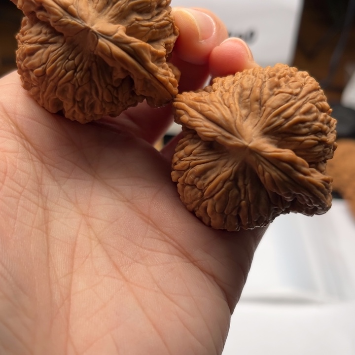 文玩核桃吊坠南疆44