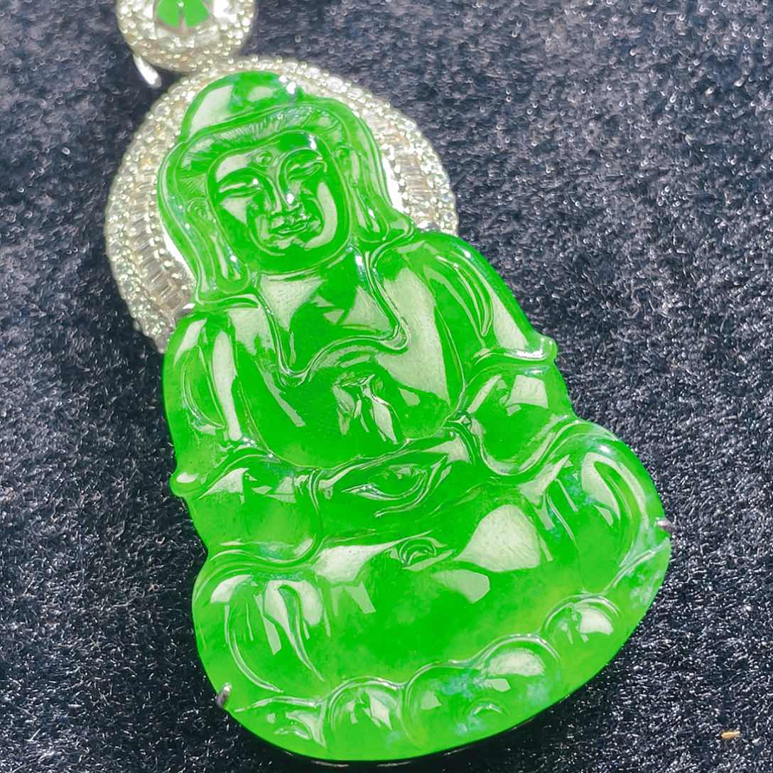 翡翠颈饰未镶嵌41，