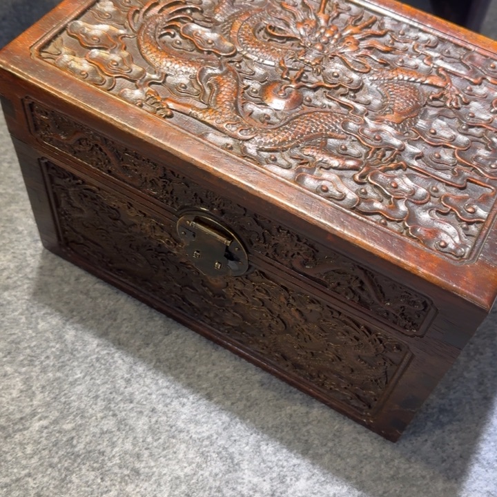 贡木箱的的的的的的