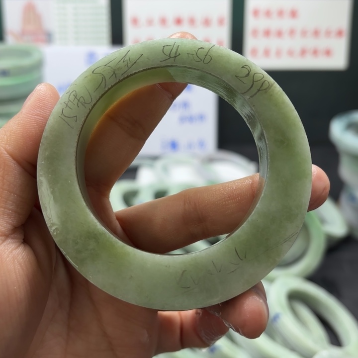 定制翡翠54到56未镶嵌