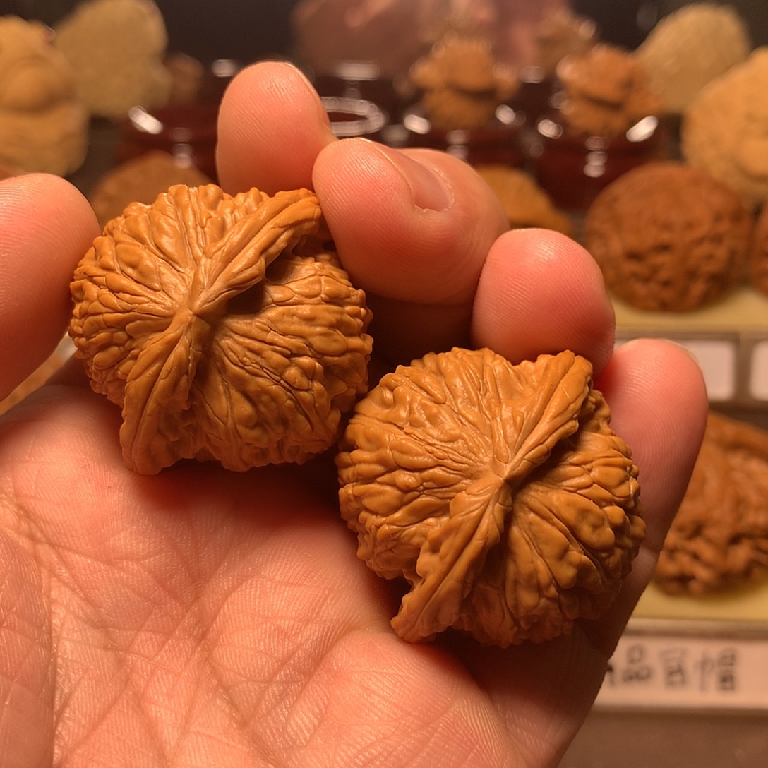 0***号吊坠文玩核桃球白