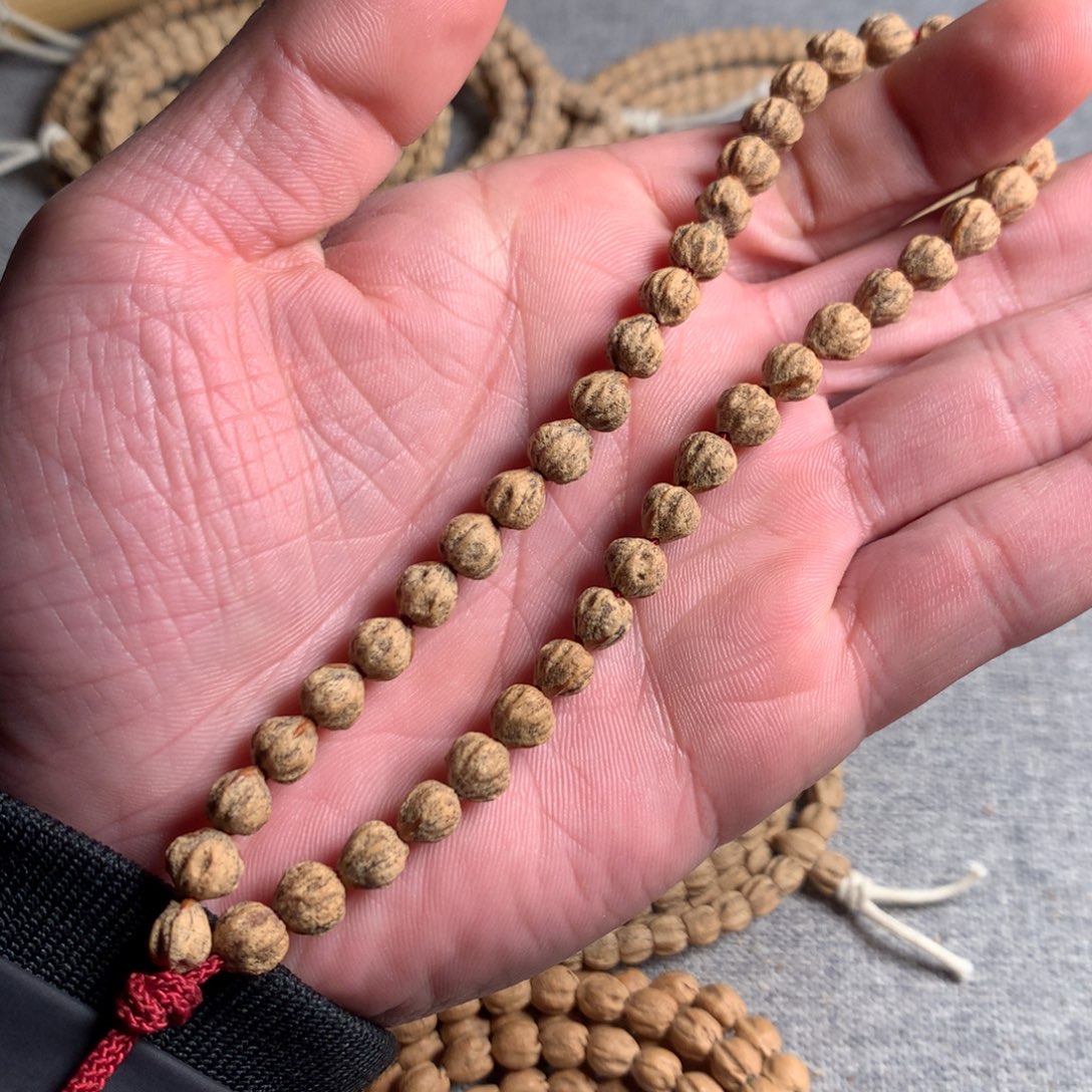 柏香籽/百香籽手串手持