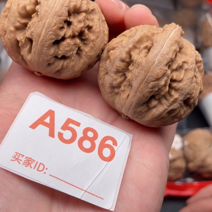 文玩核桃吊坠核桃