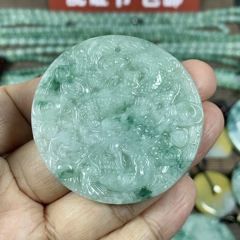 【闪购商品】翡翠颈饰未镶嵌玉吊坠翡翠玉圆形龙牌