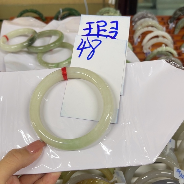 冰***铝和田玉未镶嵌手镯