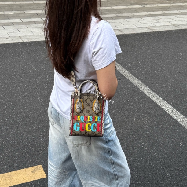 99新 GUCCI/古驰 23年秀款琴谱（宽肩带）手提单肩包