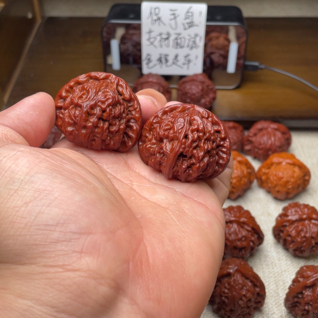 吊坠猴头核桃三角白.1.GPD#00#