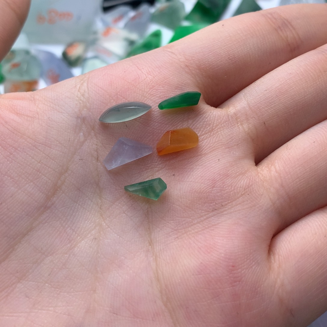定制翡翠未镶嵌缅甸翡翠原石