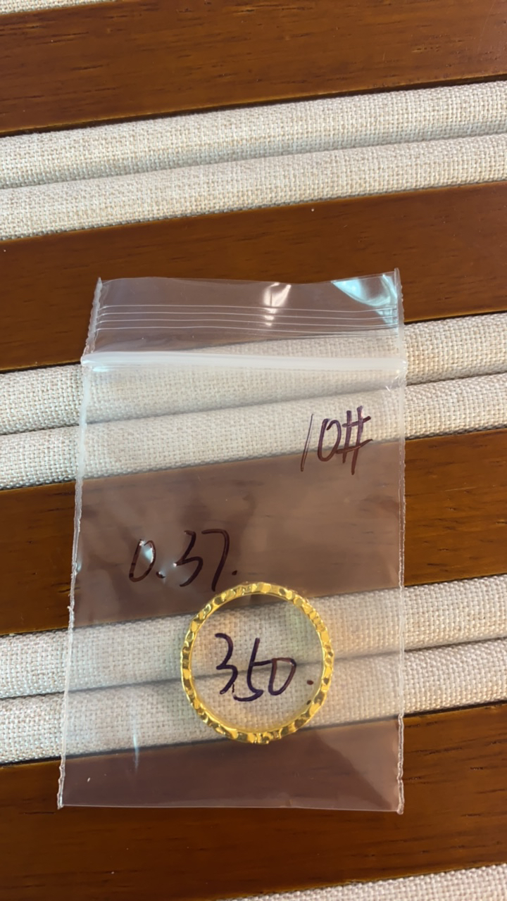 克重0.37 10号 宽版碎冰冰戒指 足金999