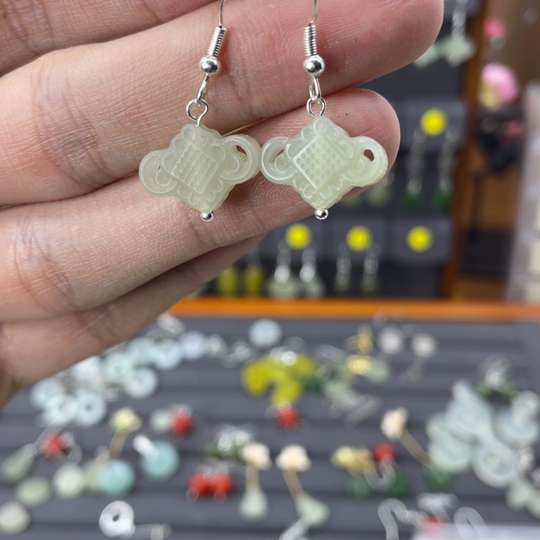 和田玉耳饰银S925镶嵌