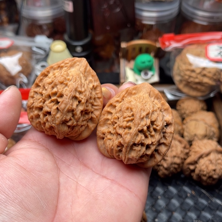 把件文玩核桃42红狮子