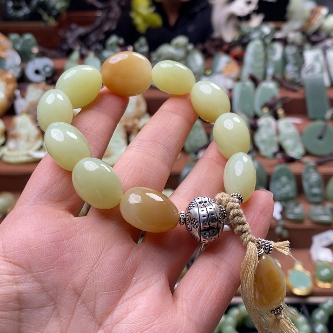 作***计和田玉未镶嵌手链