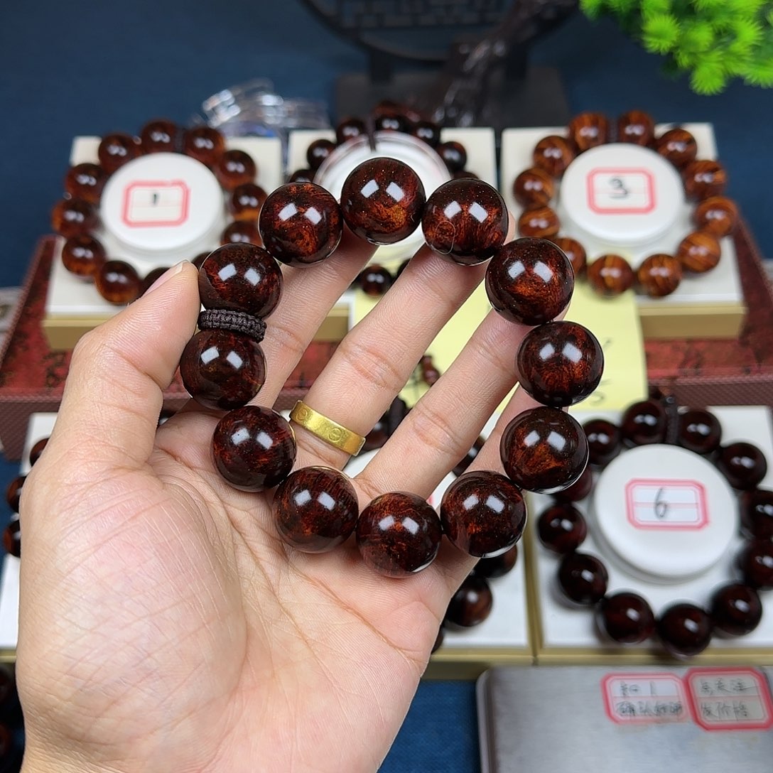 阿***木花梨木类黄花梨2.0