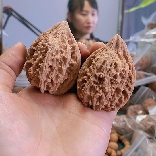 【闪购商品】把件文玩核桃44大古石小众