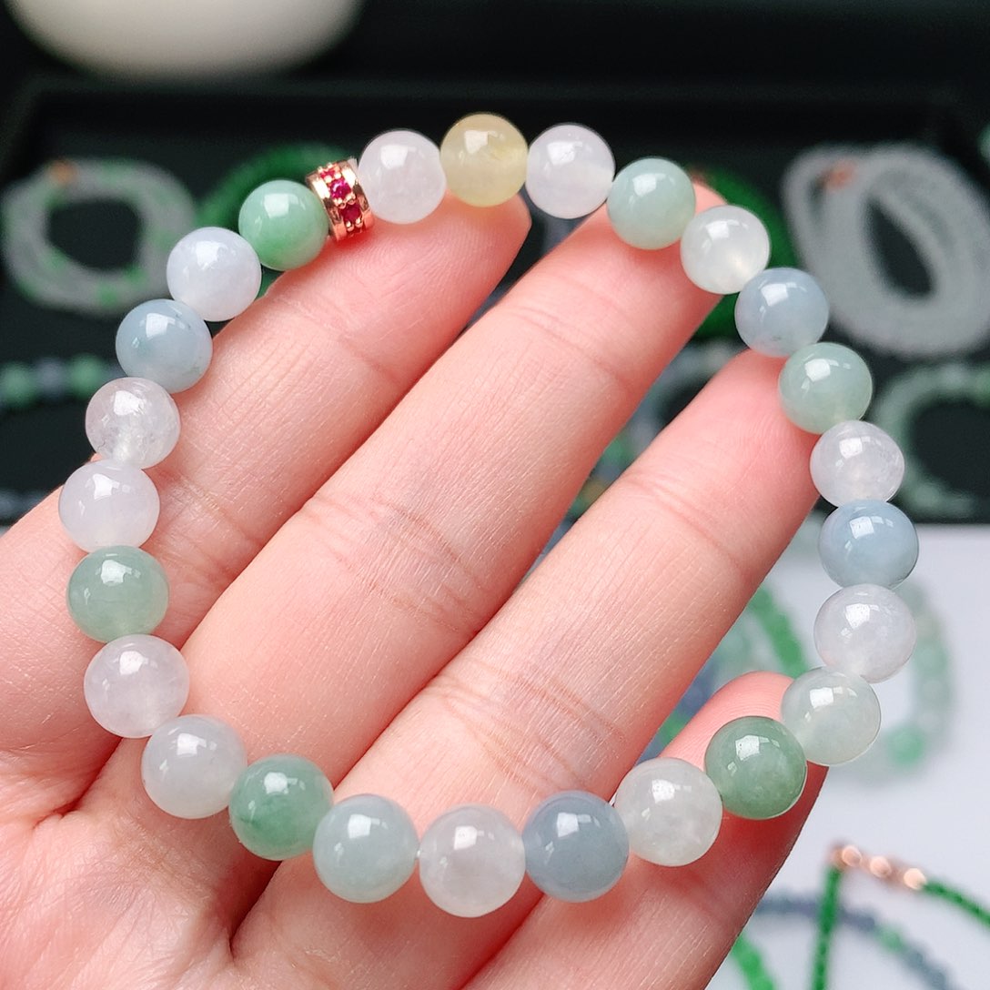 翡翠手链未镶嵌翡翠