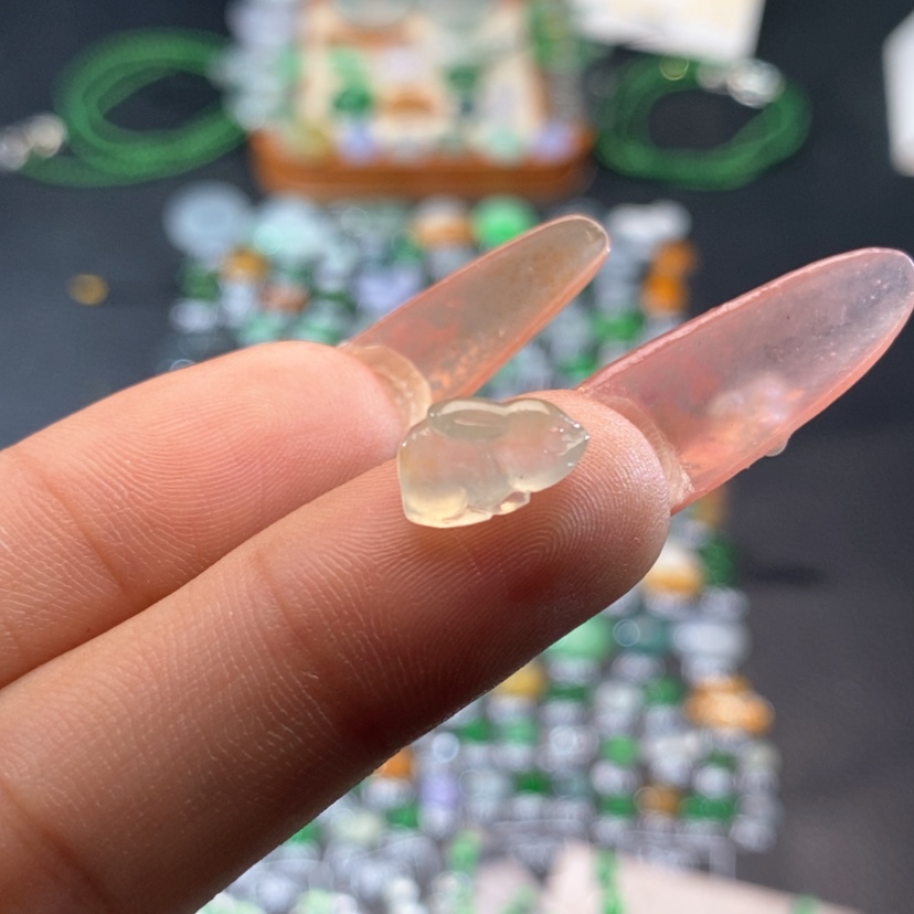 【闪购商品】翡翠挂件未镶嵌兔子