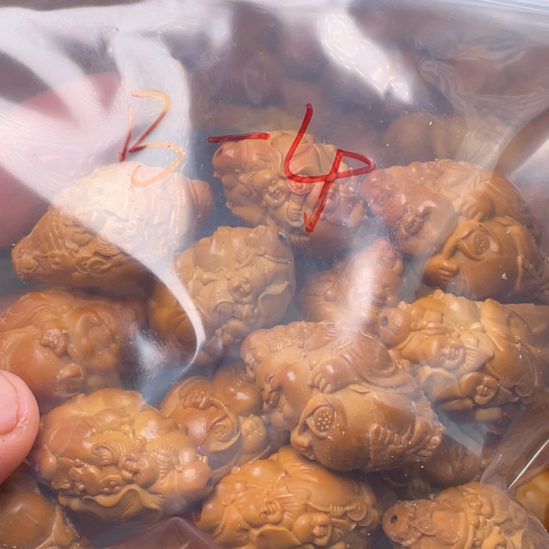 橄榄核吊坠?**?橄榄核