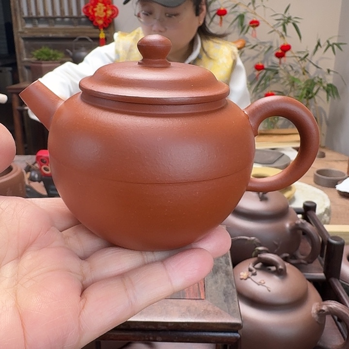 朱泥茶壶精工半手制作高升壶（180 C c）