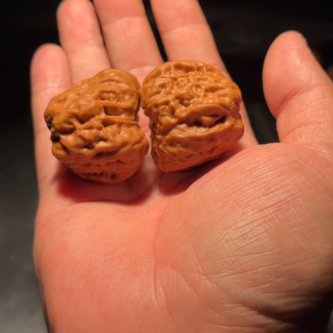 【闪购商品】蛇****员文玩核桃木制手把件