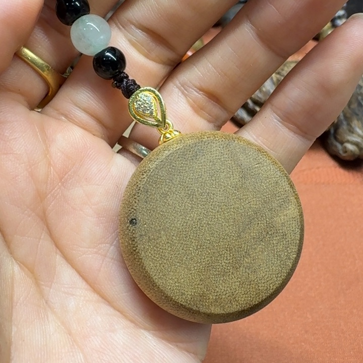 大叶紫檀（黑酸枝木类）