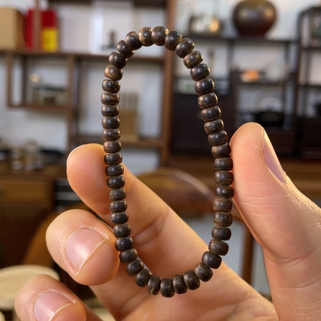 手串沉香缅甸密支那 5mm*3mm 3.1g