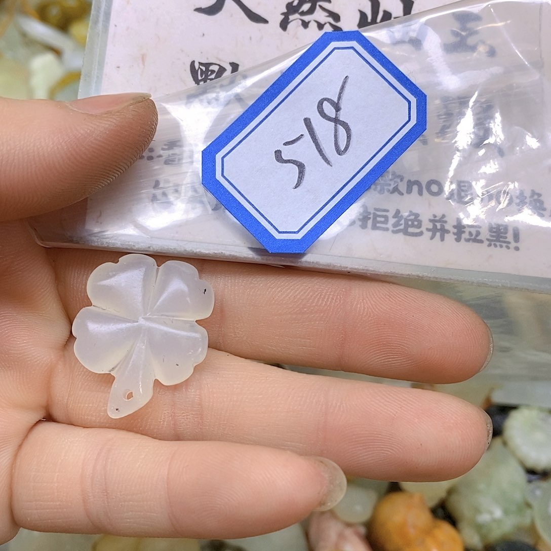 蛇纹石玉颈饰未镶嵌518