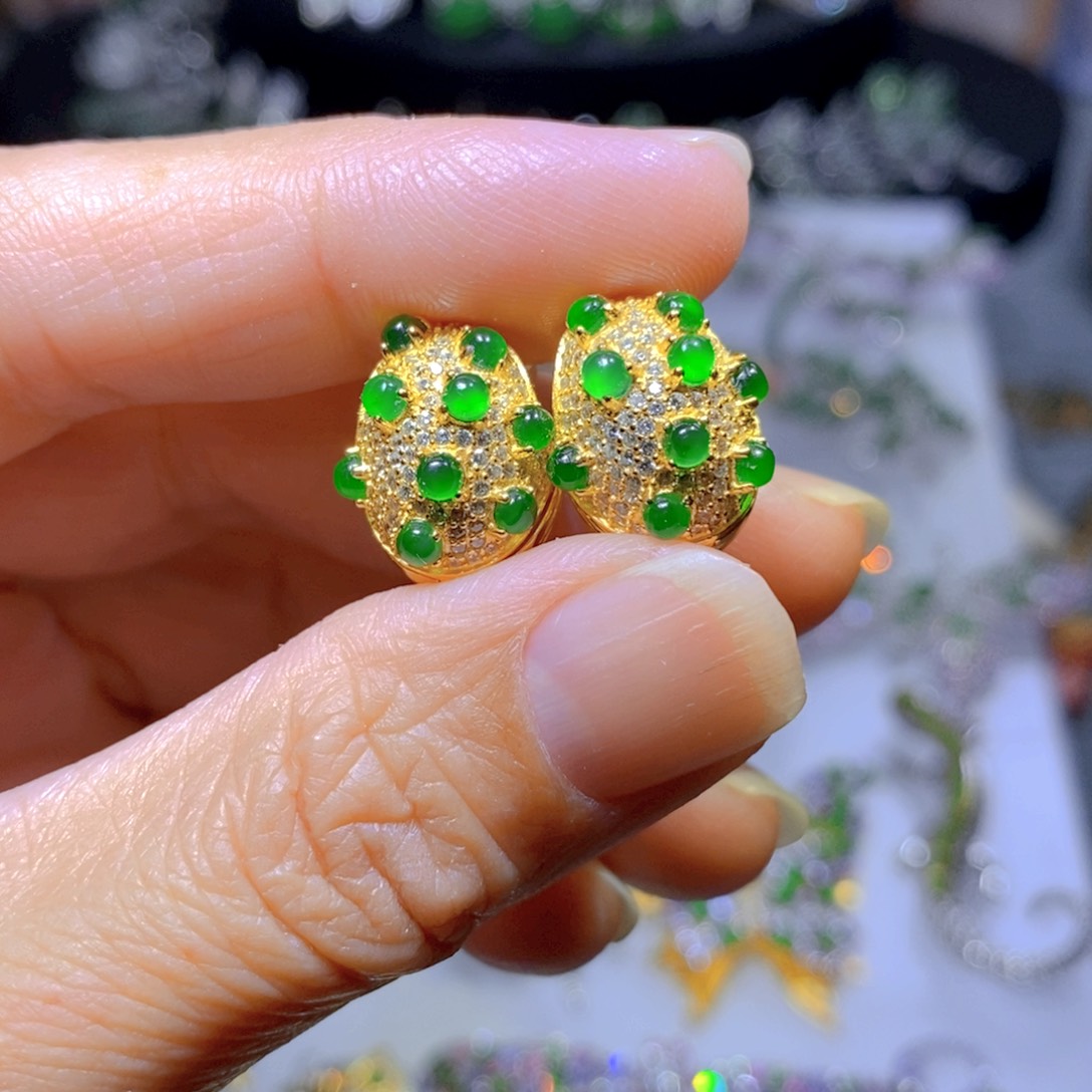 翡翠颈饰银S925镶嵌天然翡翠