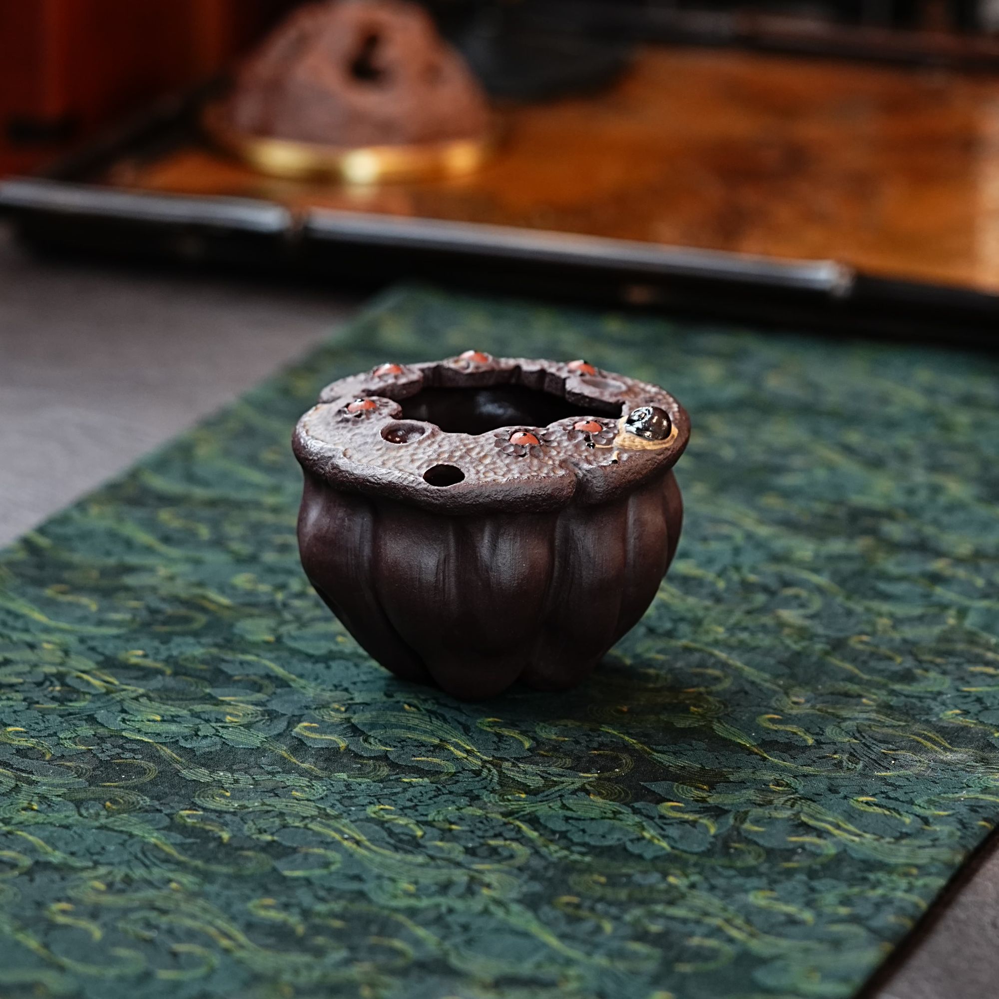宜兴正宗紫砂青蛙莲子公道杯正宗紫砂茶杯茶具器具紫砂主人杯