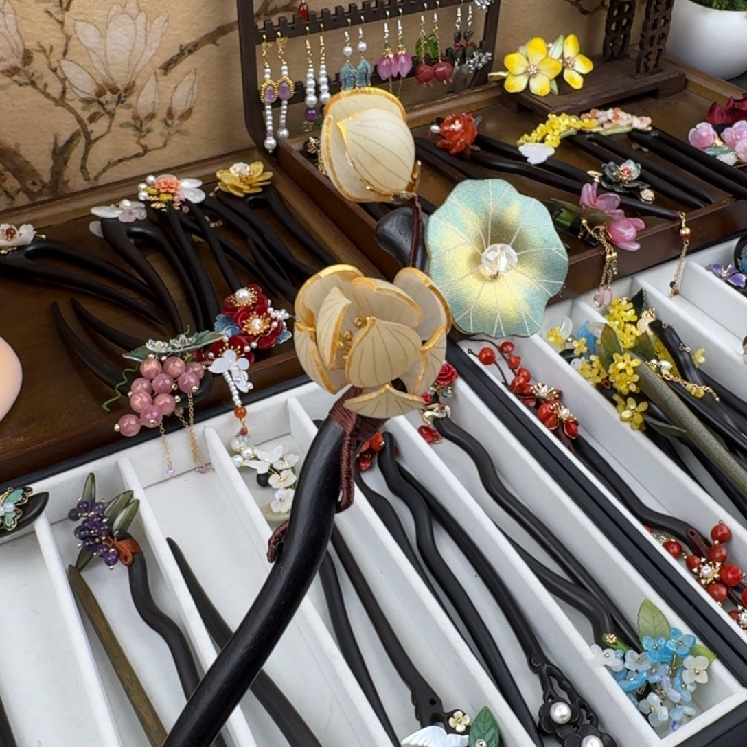 糖***诗醋酸铁合金18厘米黑檀木发簪荷花