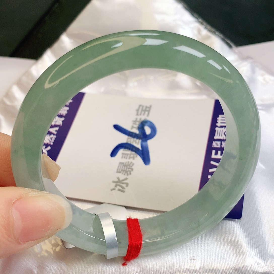翡翠手镯未镶嵌缅甸天然a货翡翠