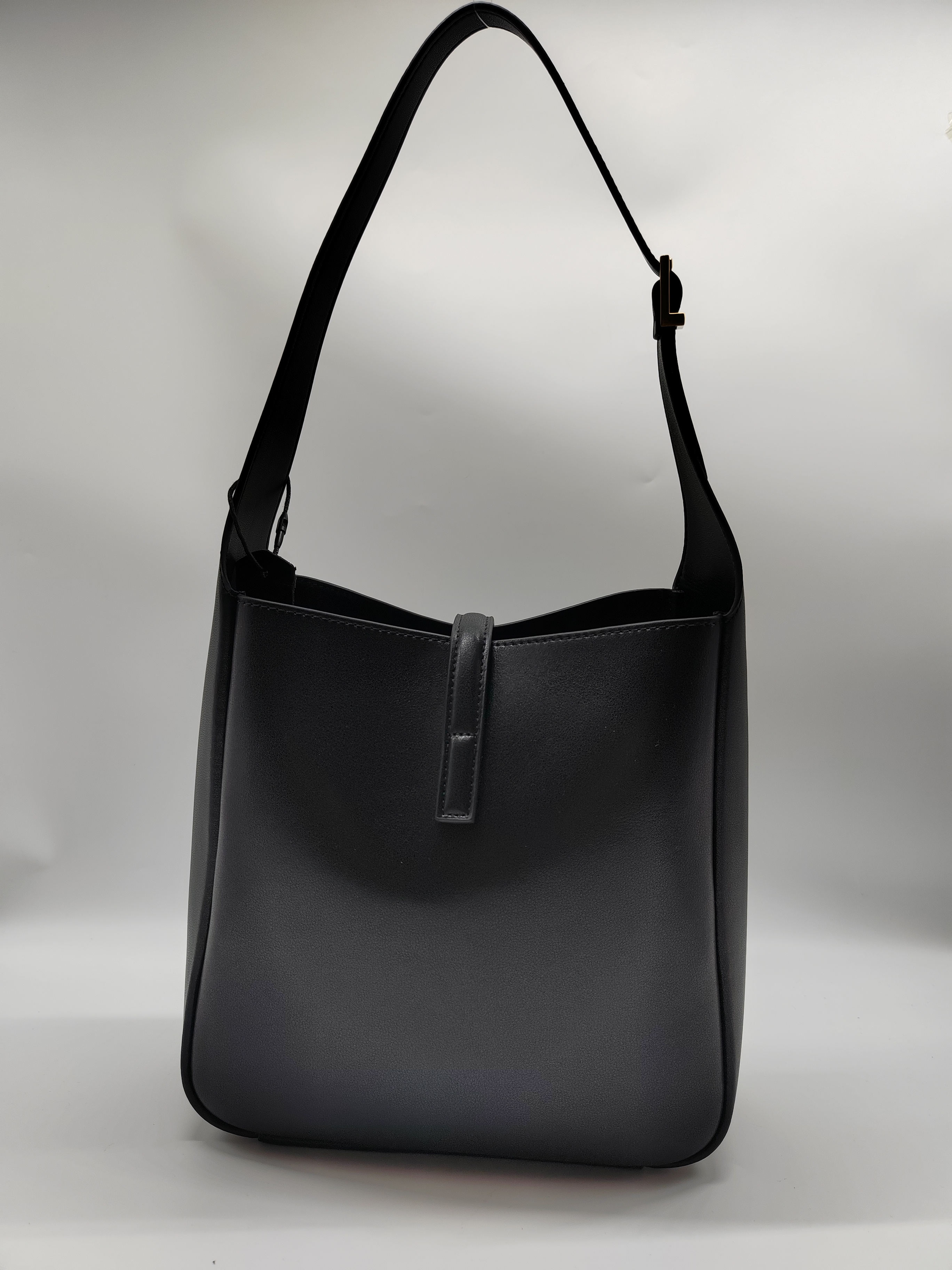 大嘉嘉 【黑色 - HB腋下hobo包】牛皮 休闲风 单肩腋下包 30252