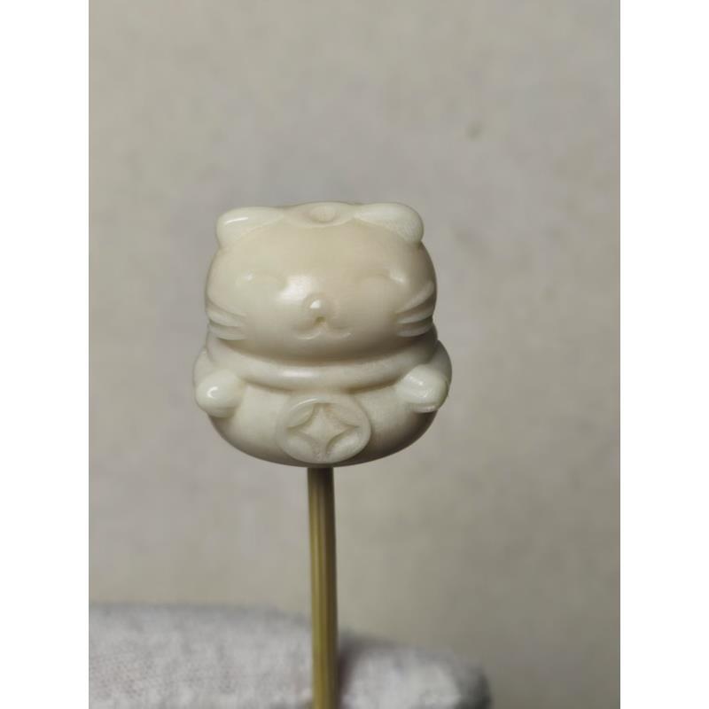 ps0020驼骨象牙果招财猫配饰20*20