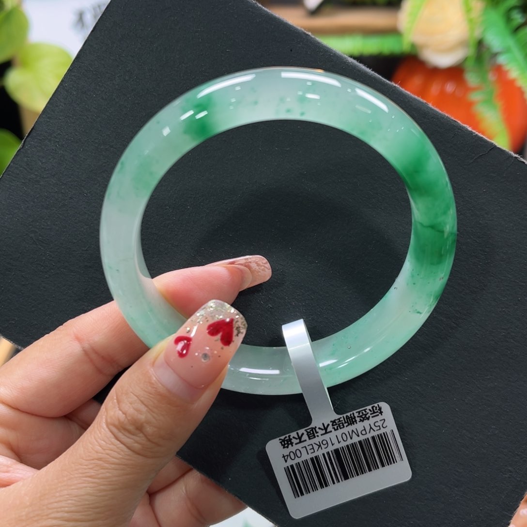 石英质玉手镯未镶嵌➕周周59.2