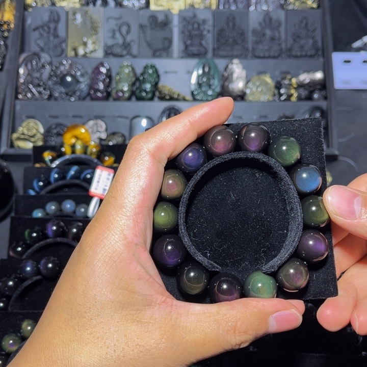 *****黑曜岩未镶嵌珠宝奇石