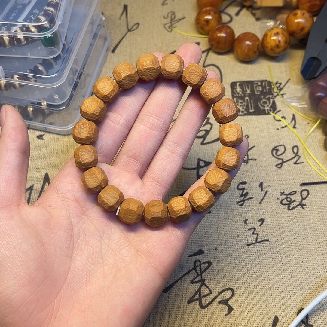 吊坠猴头核桃猴头