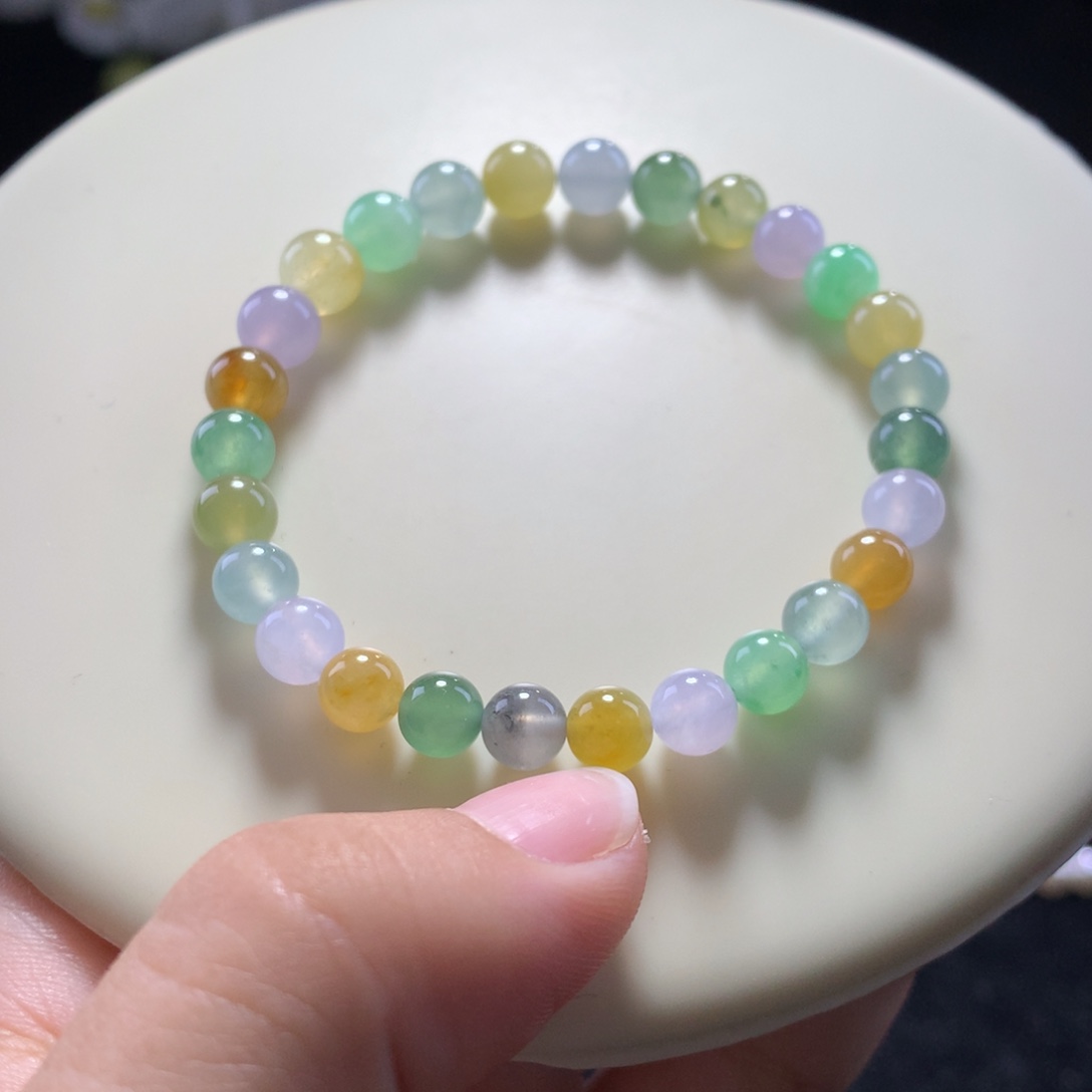 翡翠未镶嵌手串圣诞夜