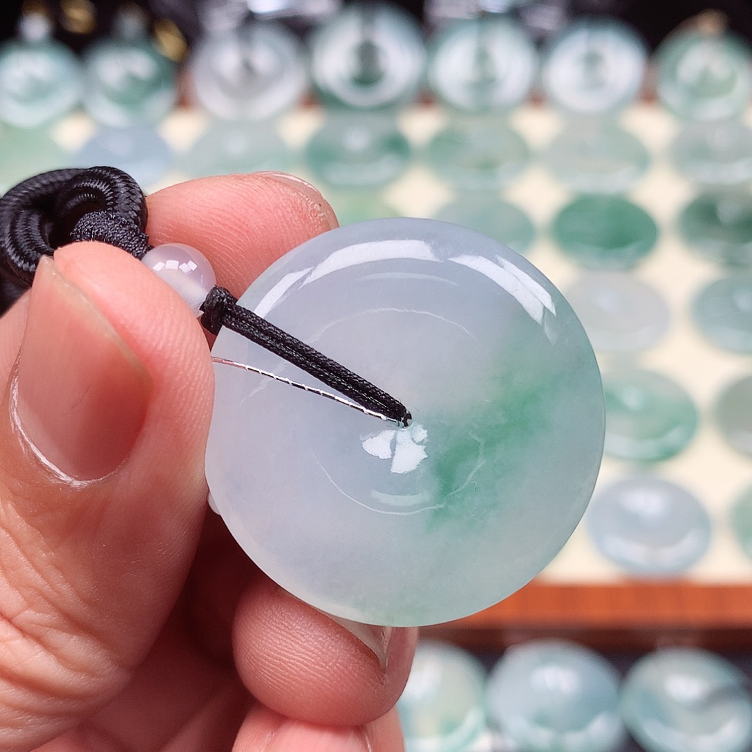 颈饰未镶嵌翡翠30.8-5.8mm