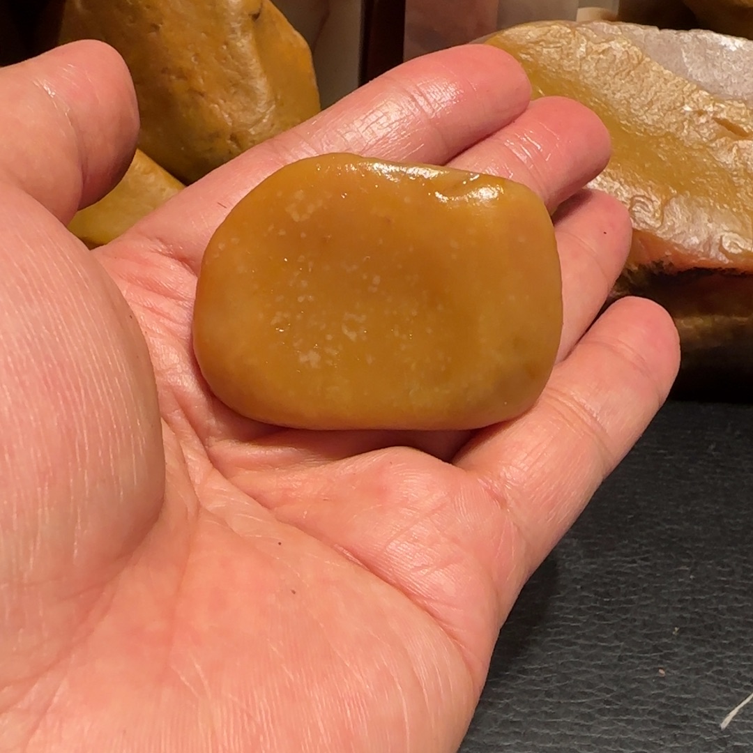 老挝石老挝，田黄原石，