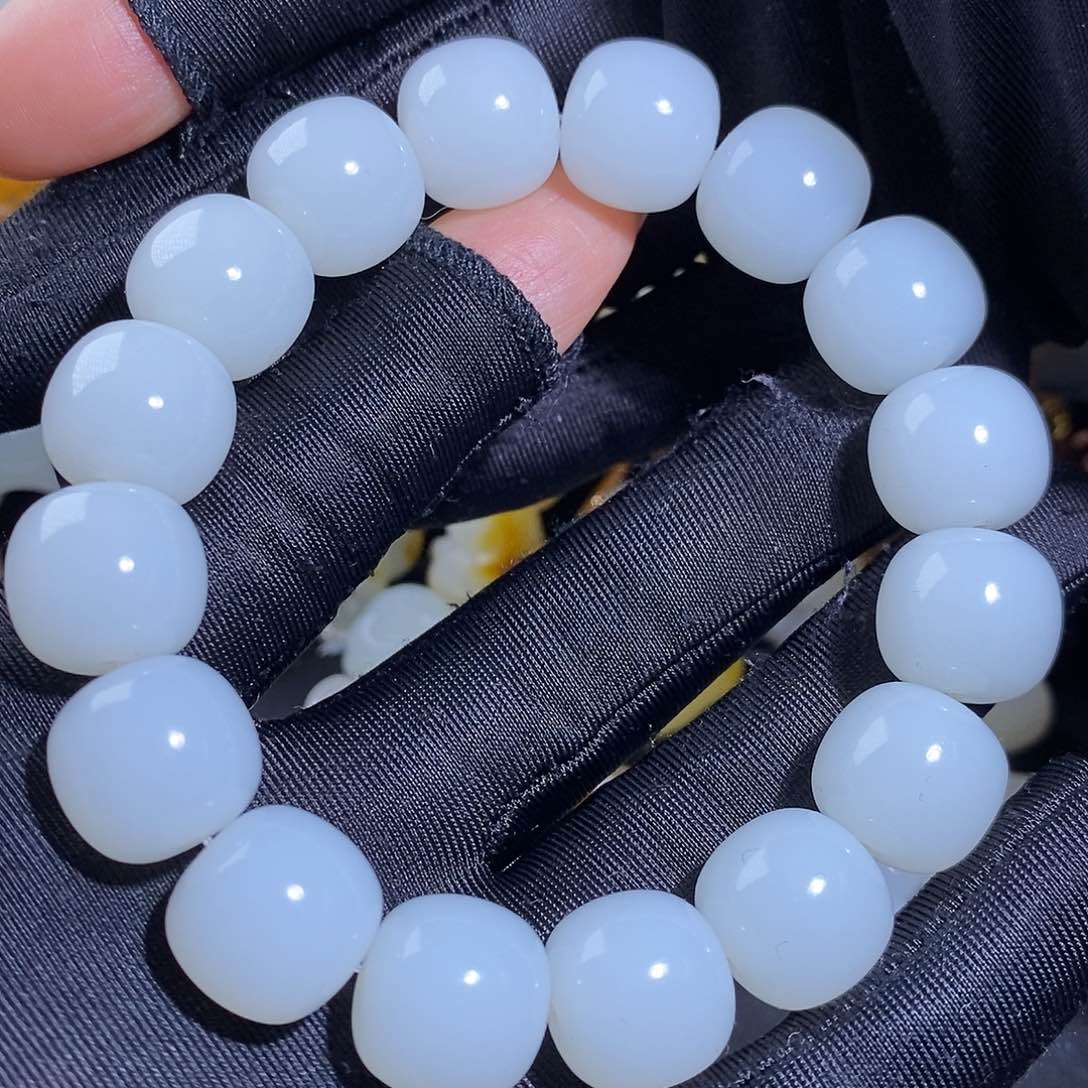 和田玉套链未镶嵌胡**响